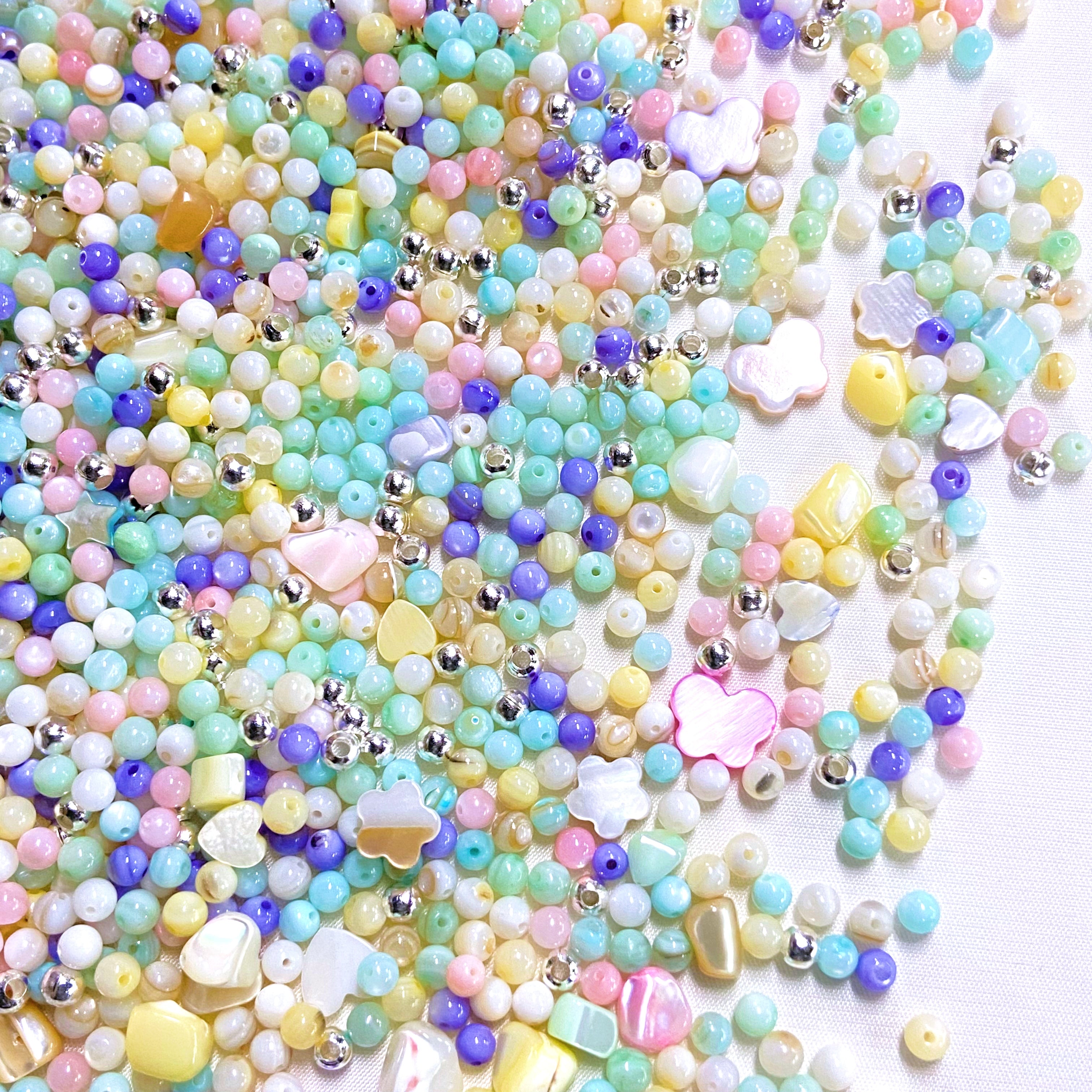 Tiny Rainbow Seashell 4mm
